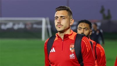 جراديشار يُبعد محمد شريف عن تشكيل الأهلي أمام سيراميكا كليوباترا - الخليج الان