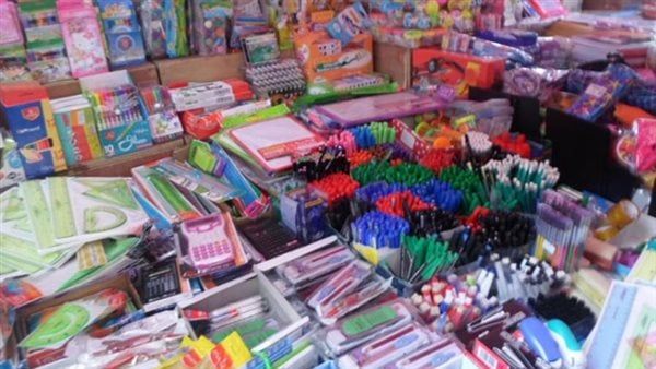 شعبة الأدوات المكتبية: وفرة كل المستلزمات المدرسية.. والأسعار مستقرة حتى نهاية العام الدراسي الحالي