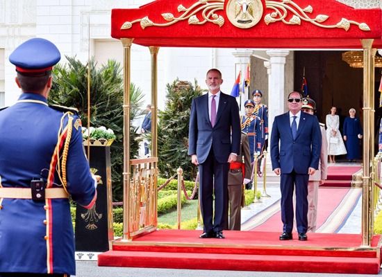 خبير إقتصادي: زيارة ملك إسبانيا لمصر فرصة استراتيجية لتعزيز الاستثمارات الأجنبية - الخليج الان