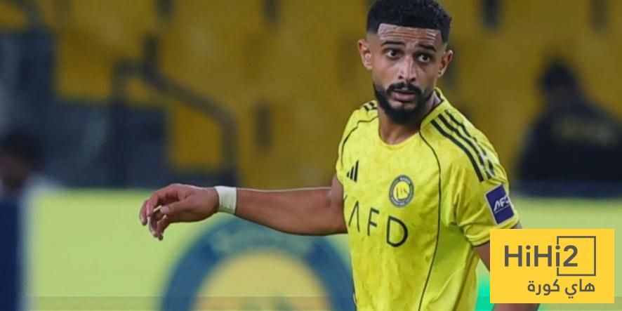 هل يستجيب خيسوس لمطالب الجماهير بإبعاد العمري؟