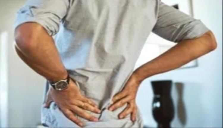 ألم الظهر المستمر قد يكون علامة لحالة خطرة