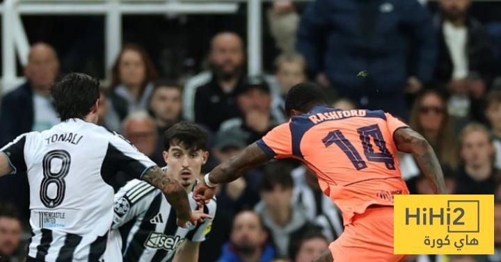 قائد برشلونة يثني على راشفورد