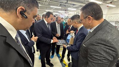 وزير الصحة يبحث مع الرئيس التنفيذي لشركة «Mindray» التعاون في دعم توطين الصناعات الطبية - الخليج الان