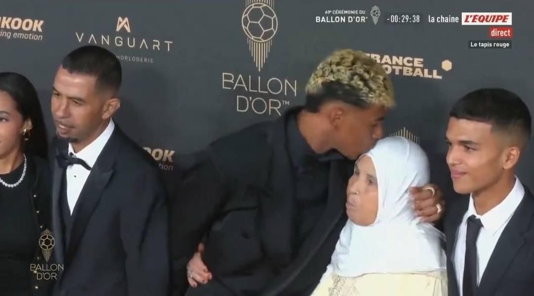 صورة عمرها 10 سنوات تكشف سر حضور جدة لامين يامال لحفل الكرة الذهبية - الخليج الان