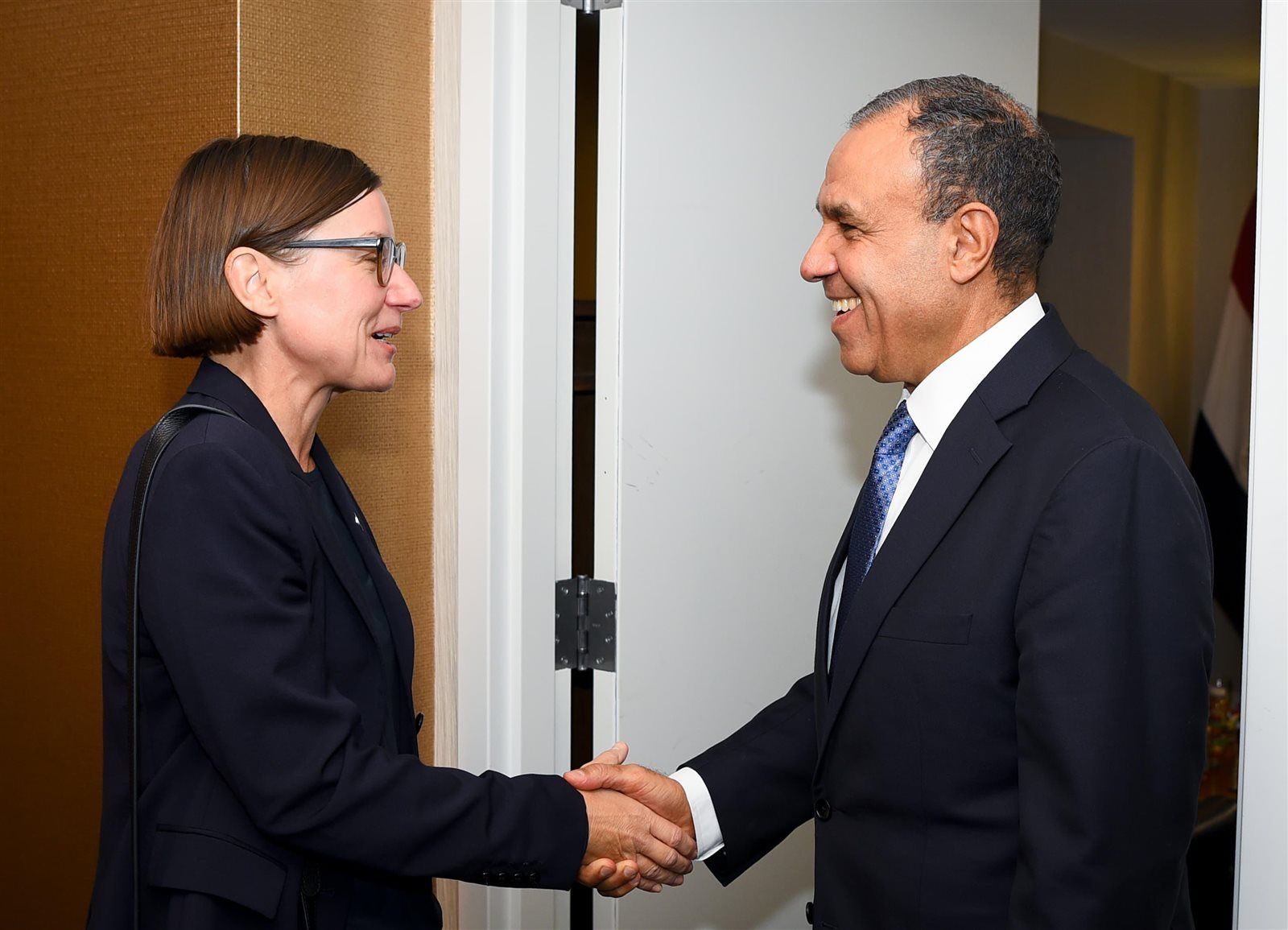 «رسائل مصرية حاسمة».. وزير الخارجية: نحذر من خطورة العمليات العسكرية الإسرائيلية في غزة ومخطط التهجير مرفوض - الخليج الان