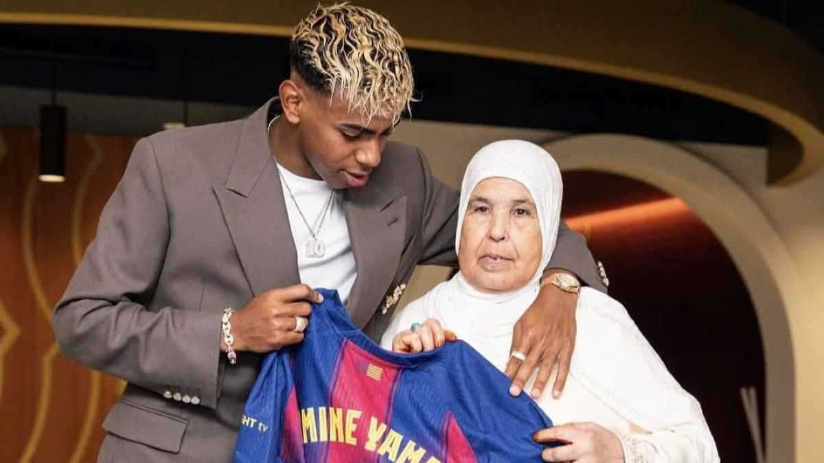 صورة عمرها 10 سنوات تكشف سر حضور جدة لامين يامال لحفل الكرة الذهبية - الخليج الان