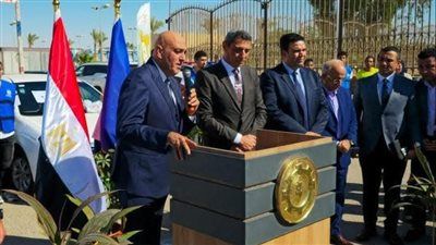 الرئيس التنفيذي لجهاز تنمية المشروعات يجتمع مع محافظ السويس لبحث دعم قطاع المشروعات المتوسطة والصغيرة بالمحافظة - الخليج الان