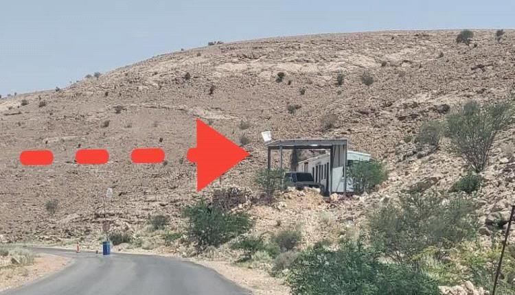 بعد التخاذل العسكري مواطنين يحاصرون مواقع تابعة بن حبريش