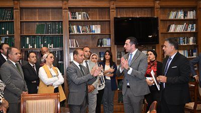 بعد قليل.. مجلس الشيوخ يستقبل نوابه الجُدد بمحافظات القاهرة ووجه بحرى لاستخراج كارنيهات العضوية - الخليج الان