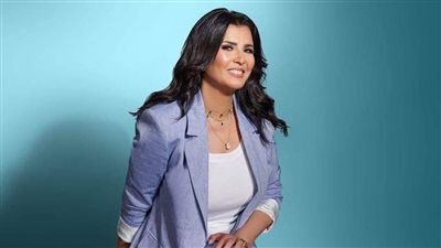 أجرت حوار مع الرئيس جورج بوش.. في ذكرى ميلادها أبرز المحطات الإعلامية لـ منى الشاذلي - الخليج الان