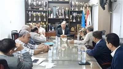 رئيس اتحاد الكاراتيه يبحث تطوير فرع الجيزة - الخليج الان