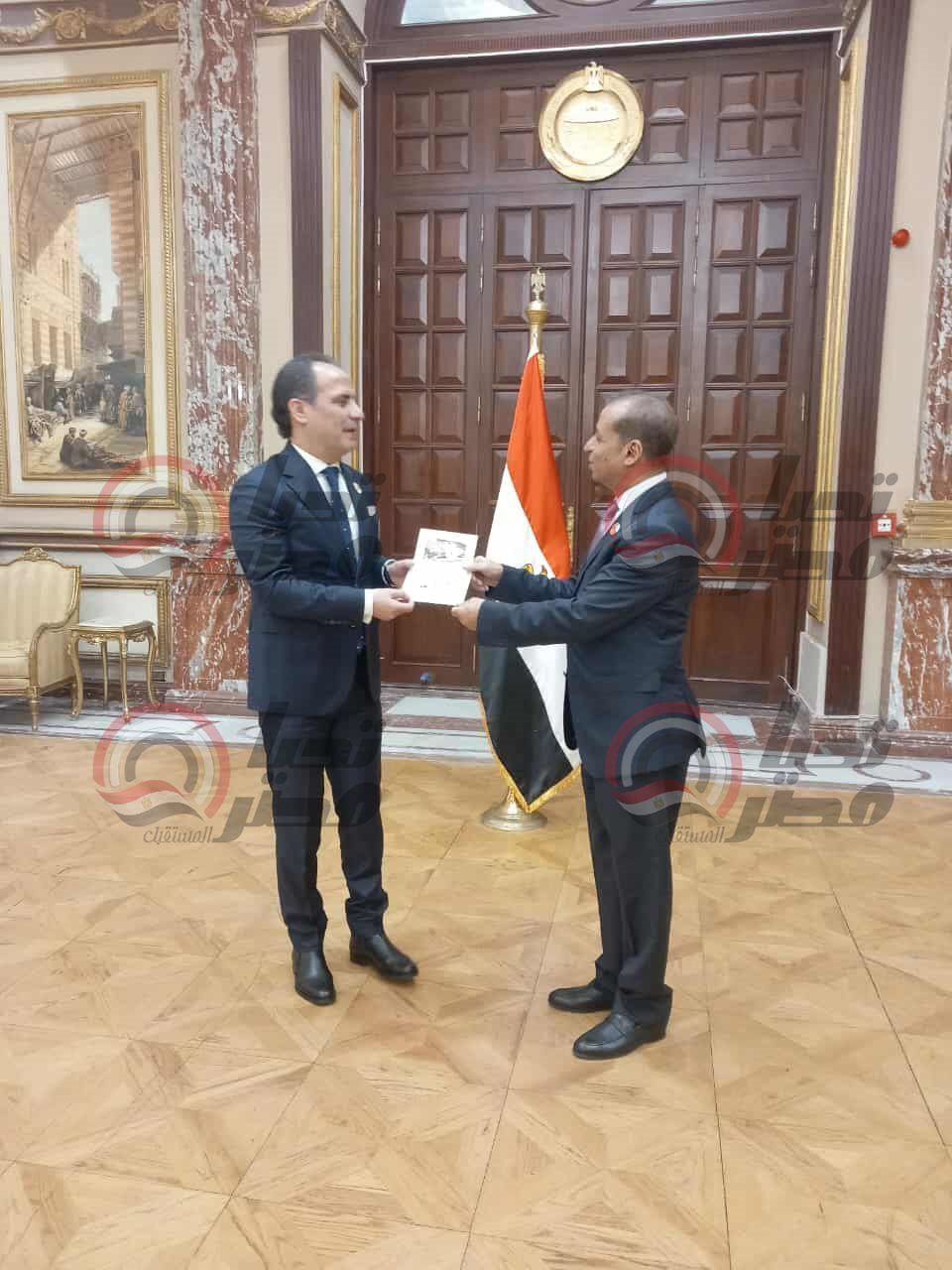 النائب إسلام الفيشاوى يتسلم كارنية عضوية مجلس الشيوخ 2025..صور - الخليج الان