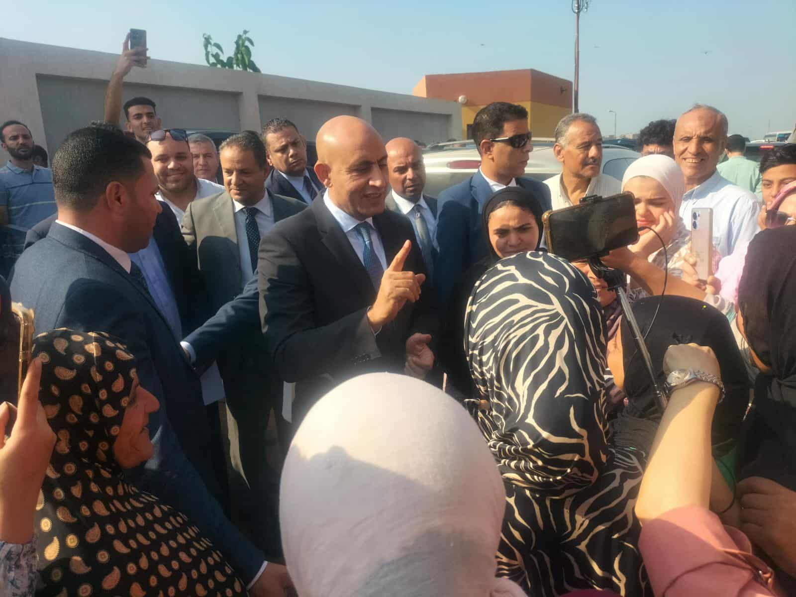 وزير التربية والتعليم يفتتح مدرسة فوزى السيد الدهشوري للتعليم الأساسي بالشرقية - الخليج الان