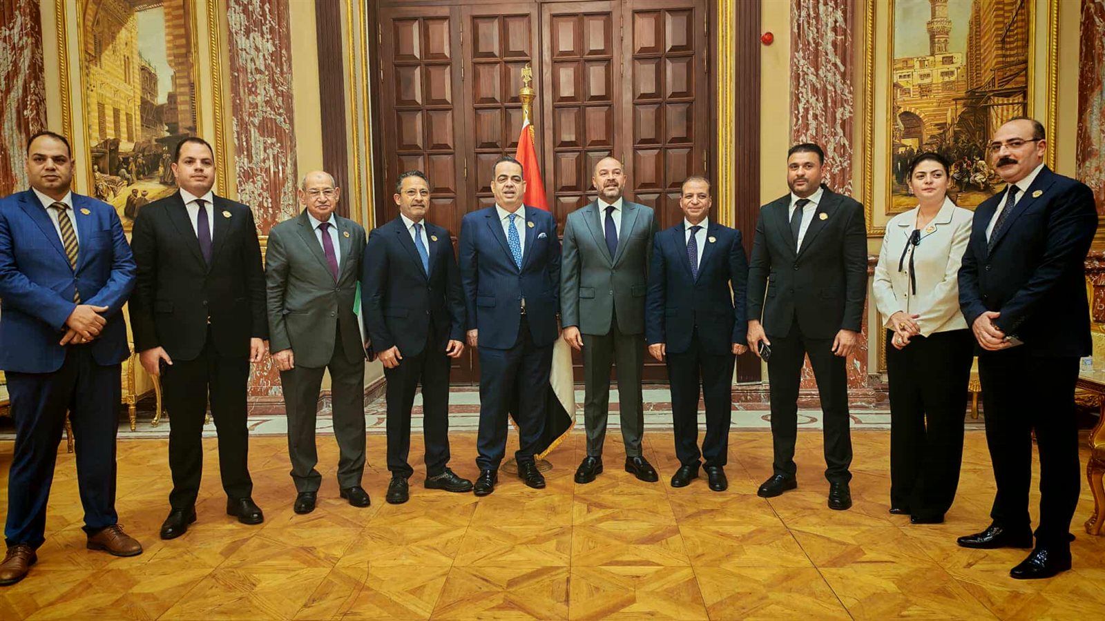 احتفاء خاص بالنائب أحمد دياب أثناء استلامه كارنيه عضوية مجلس الشيوخ 2025 ..صور - الخليج الان