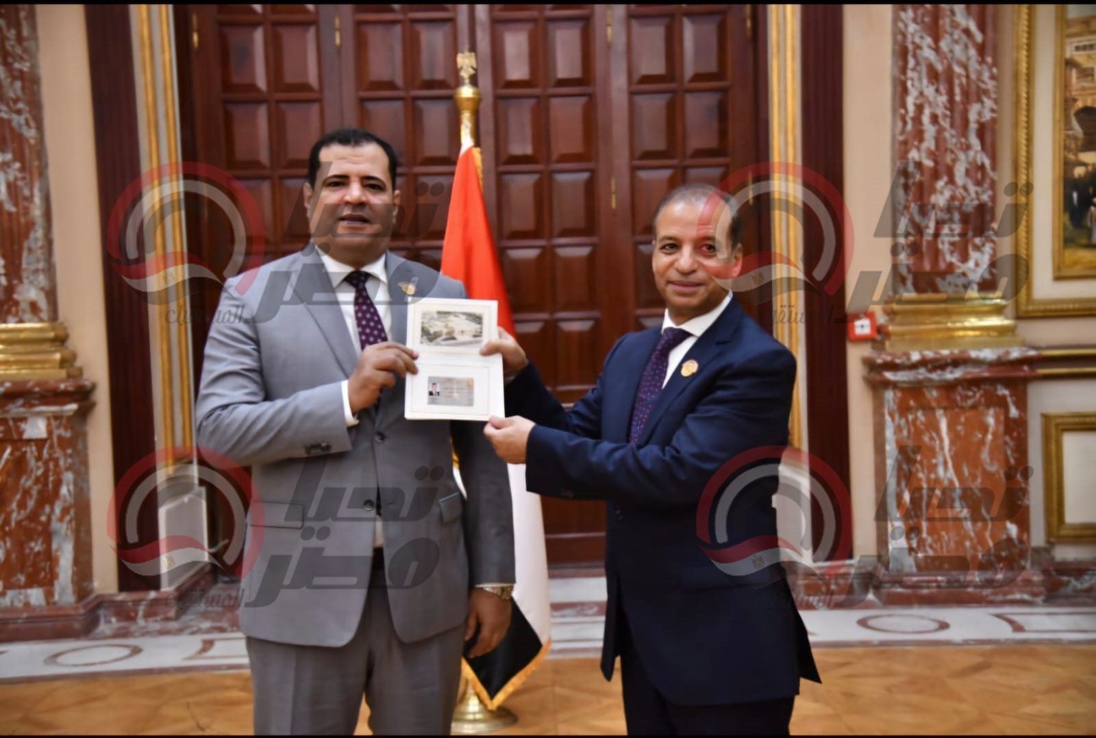 بعد استلامه كارنية العضوية..النائب مصطفي الكحيلي : أولوياتي الاهتمام بالقضايا التي تمس المواطن ودعم تنمية الصعيد - الخليج الان