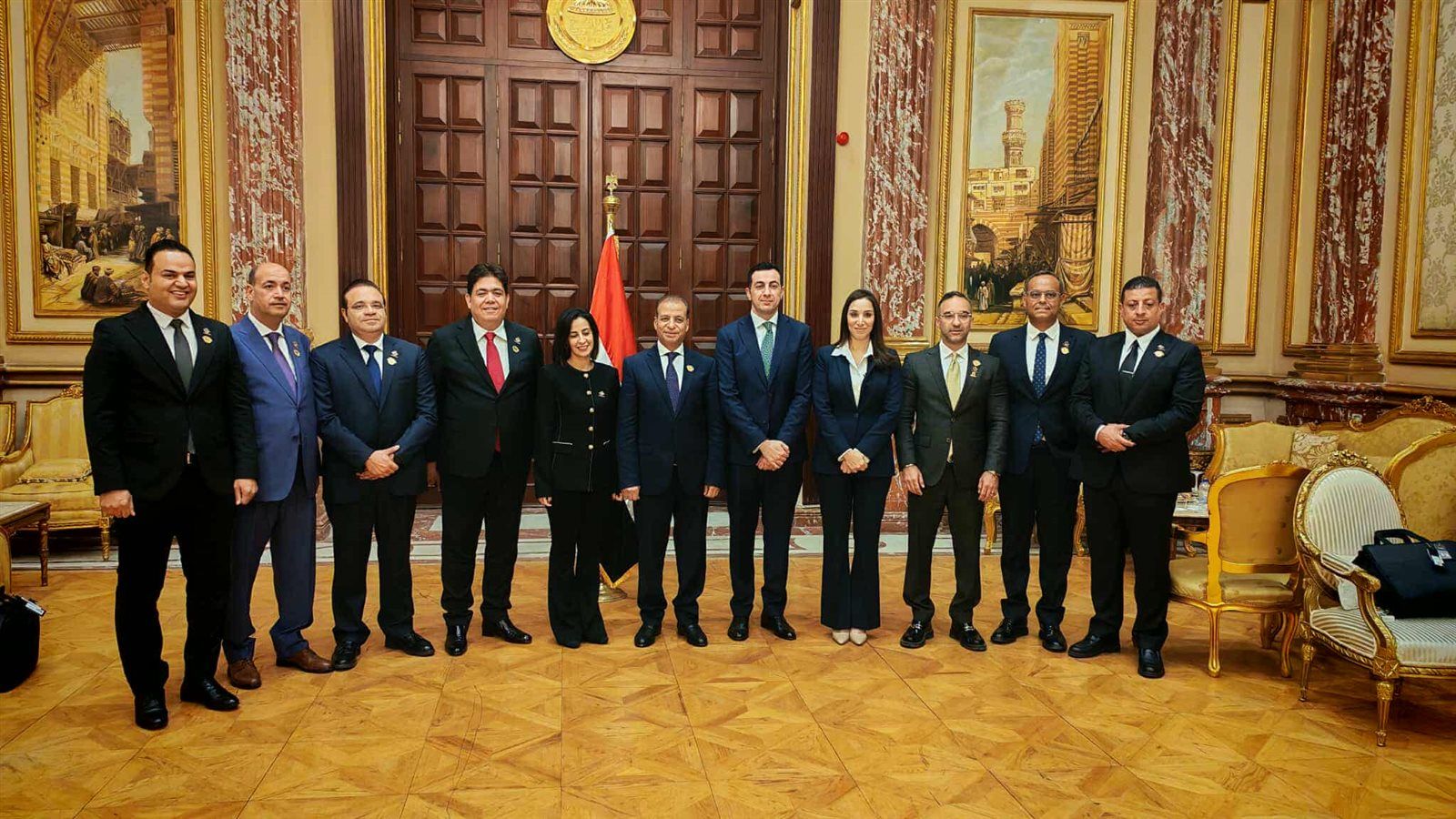 نواب التنسيقية الجُدد في «شيوخ 2025» يتسلمون كارنيهات العضوية..بمشاركة نجاتى وعزمى وعلاء مصطفى - الخليج الان