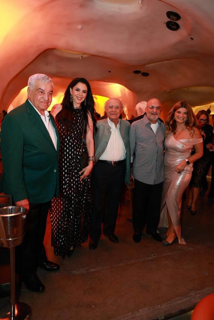 بحضور نجوم الفن التحضيرات الأولى لمهرجان القاهرة السينمائي افي دورته الـ 46 - الخليج الان