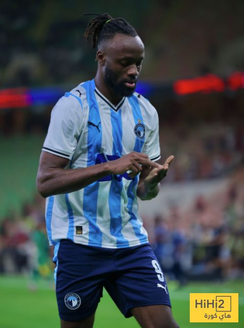 أرقام فيستون ماييلي.. مفسد فرحة الأهلي