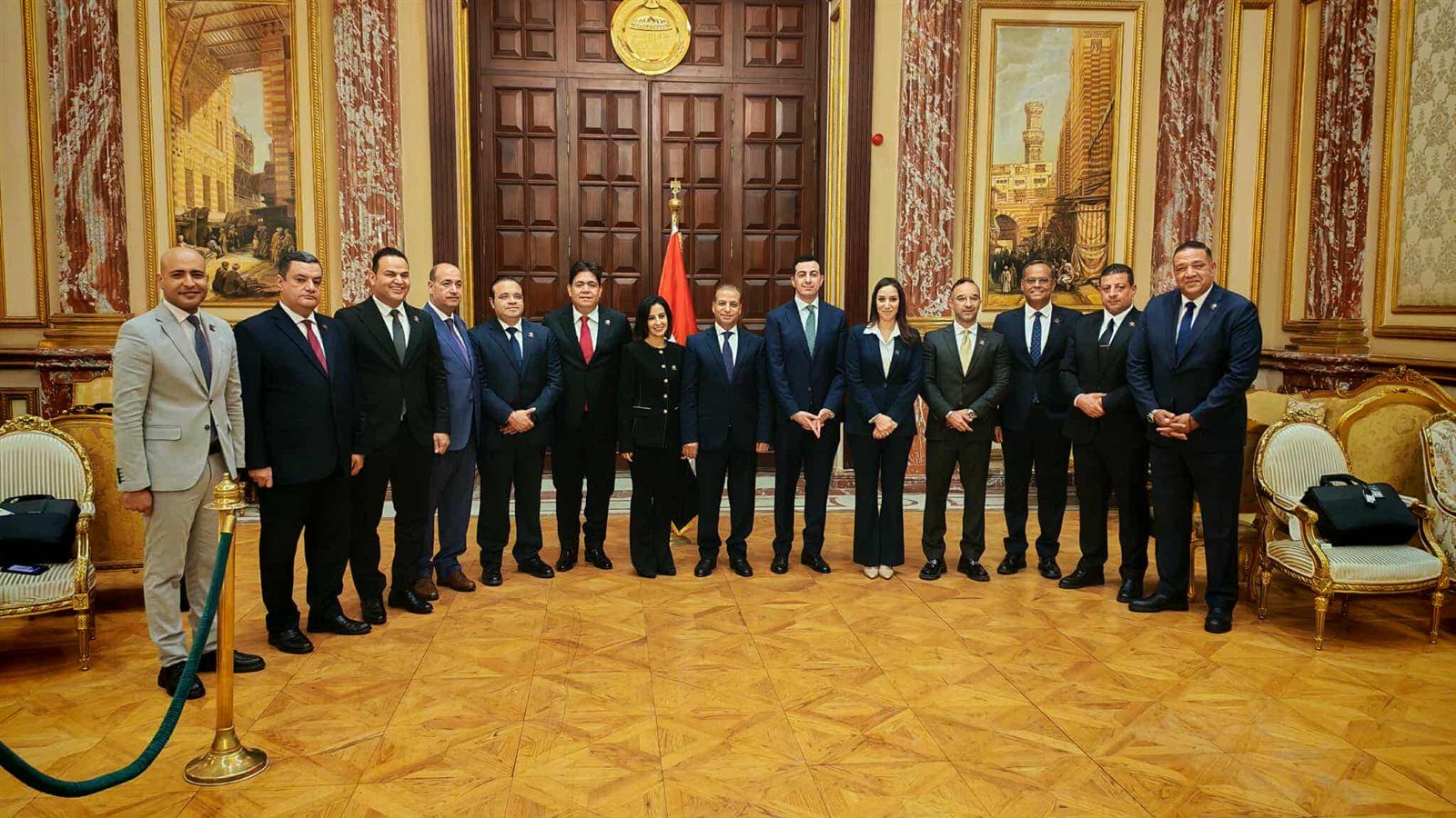 نواب التنسيقية الجُدد في «شيوخ 2025» يتسلمون كارنيهات العضوية..بمشاركة نجاتى وعزمى وعلاء مصطفى - الخليج الان