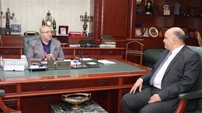 ضبط صيدلية بيطرية ببني سويف يديرها شخص "بدون ترخيص لمزاولة المهنة" والتحفظ على 150 صنف دوائي منتهية صلاحيته - الخليج الان