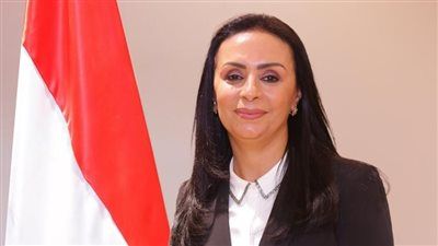 وزيرة التضامن توجه بصرف مساعدات مالية لأسر ضحايا حادث مصنع المحلة - الخليج الان