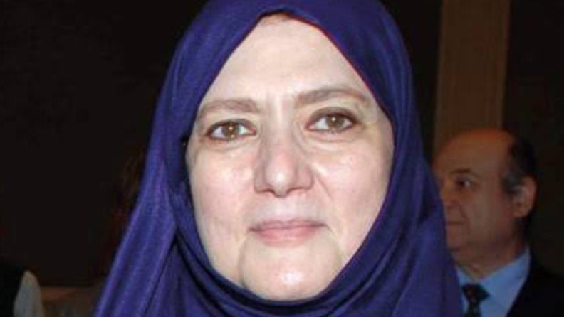 نسيت التمثيل.. شمس البارودي تنفي عودتها للفن - الخليج الان