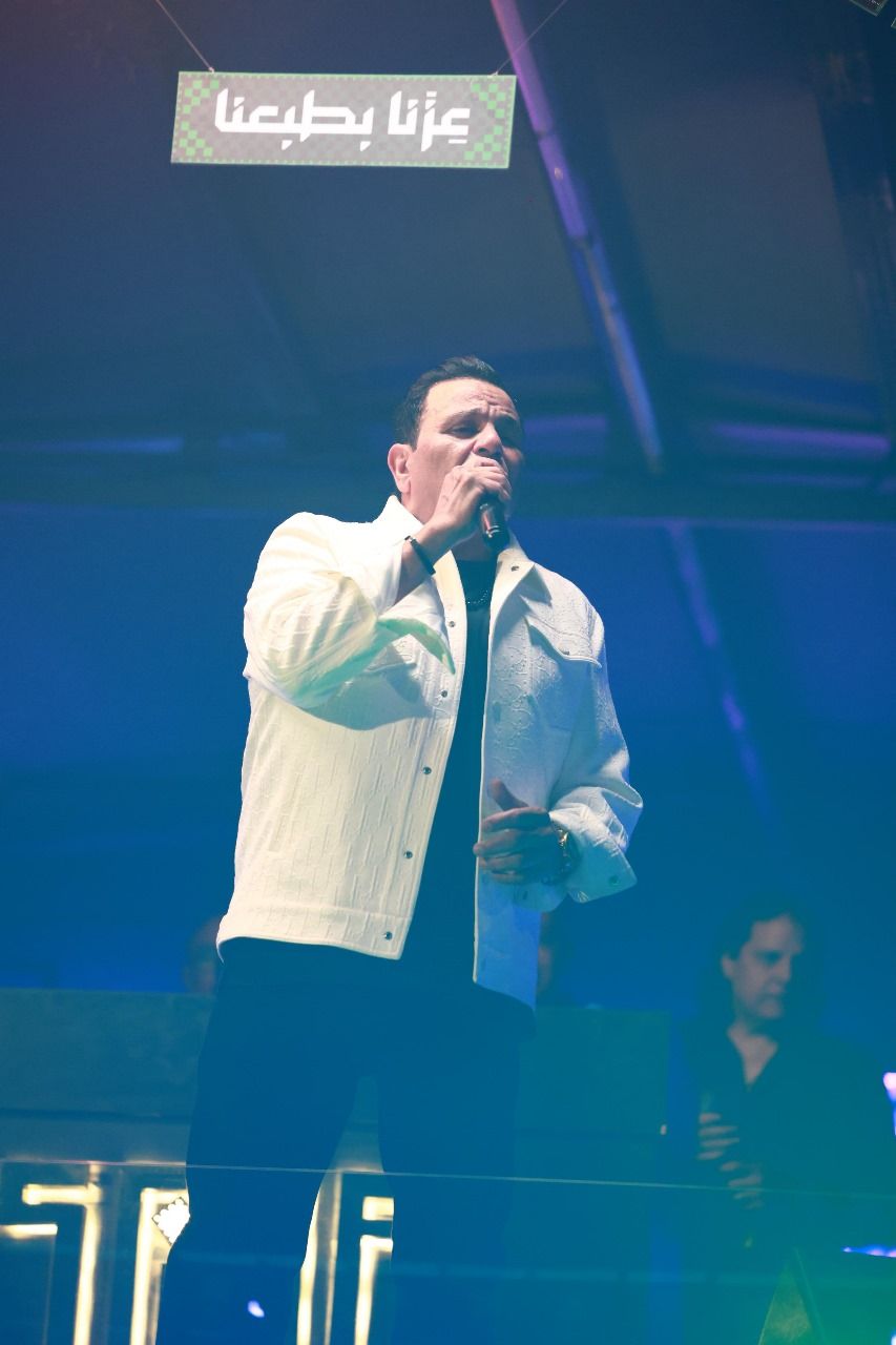 احتفالًا باليوم الوطني السعودي.. محمد فؤاد يشعل كورنيش النيل بحفل جماهيري ضخم وسط أجواء رومانسية - الخليج الان