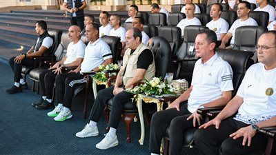 الرئيس السيسي: قناة السويس فقدت 9 مليارات دولار بسبب التوترات الإقليمية - الخليج الان