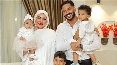 عودة البلوجر محمود هليل لزوجته بعد أسابيع من الانفصال: لا يوجد بيت خالٍ من المشاكل - الخليج الان