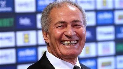 3 مرشحين ينافسون حسن مصطفى على رئاسة الاتحاد الدولي لكرة اليد - الخليج الان