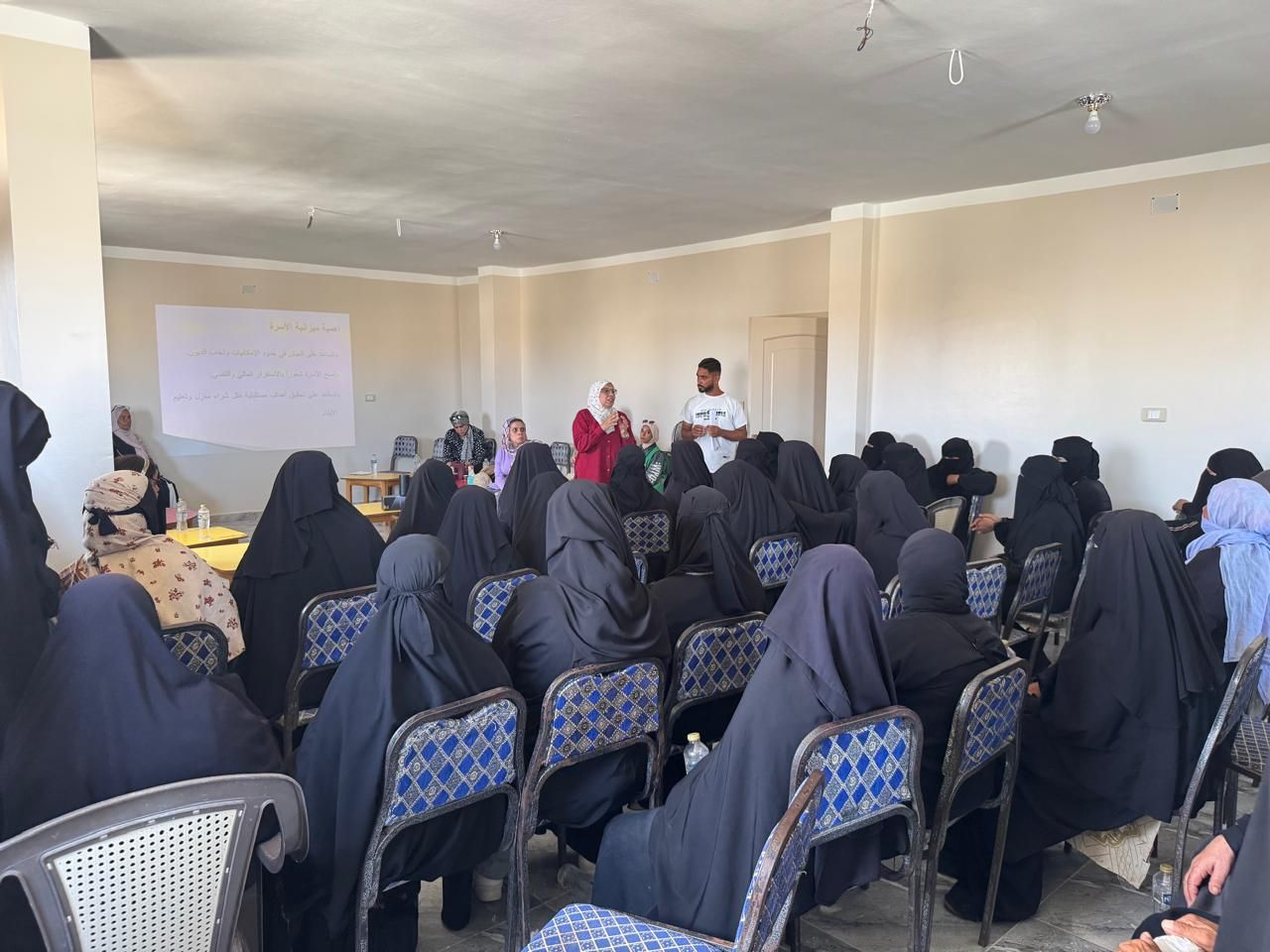 بحوث الصحراء يُطلق برنامجًا تدريبيًا لتمكين المرأة المعيلة في الشيخ زويد - الخليج الان