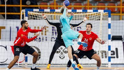 برشلونة يسعى لتأكيد هيمنته.. والأهلي يطمح لكتابة فصل جديد في مونديال اليد - الخليج الان