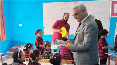 وكيل تعليم القاهرة يؤكد أهمية الالتزام بالحضور اليومي للطلاب داخل المدارس - الخليج الان