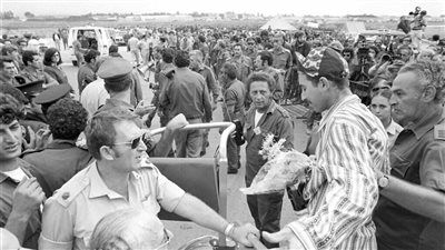 «إسرائيل بين حرب أكتوبر وطوفان الأقصى».. يومان هز أسطورة الجيش الذي لا يقهر - الخليج الان