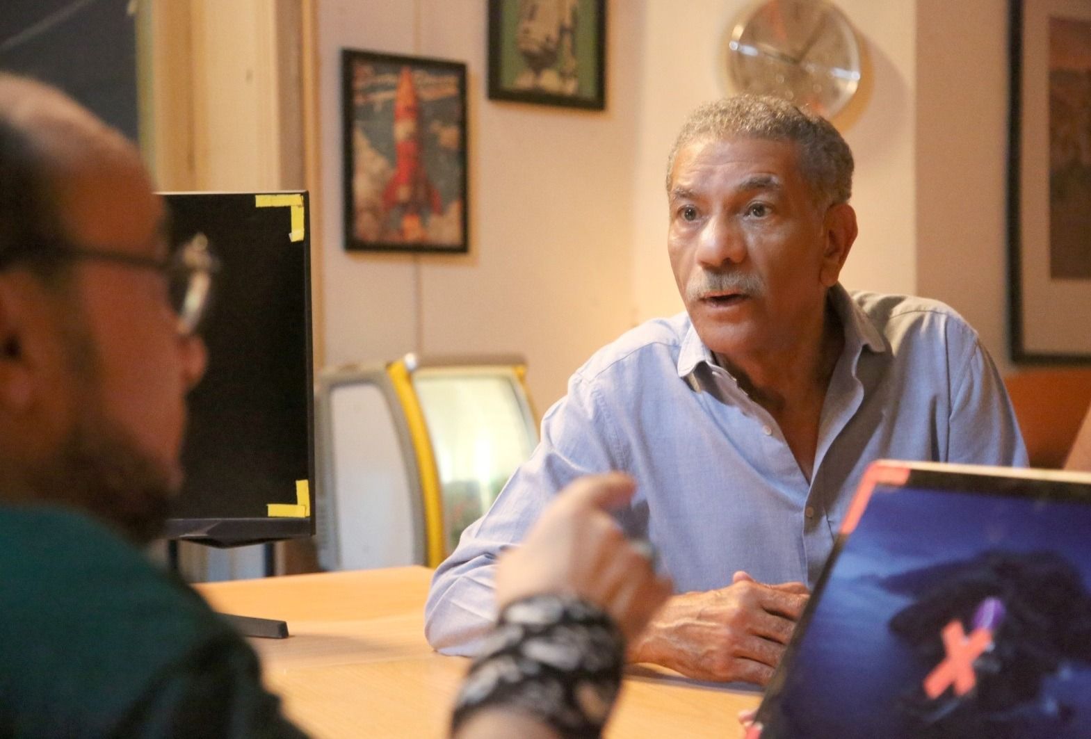 سيد رجب: مسلسل لينك يسلط الضوء على قضايا اجتماعية خلف ستار النصب الإلكتروني - الخليج الان