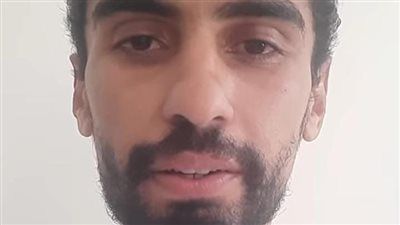 بعد اعتصامه أمام سينما زاوية.. المخرج محمود يحيى يضرب عن الطعام| كيف علق المسؤولون؟ - الخليج الان