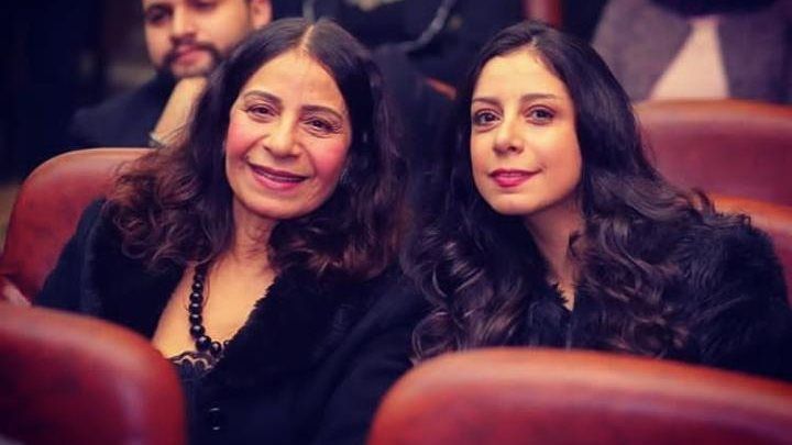 خبطها واتخانق معاها وجري.. تعرض الفنانة ياسمين رحمي لحادث سير ووالدتها تطلب الدعاء لها - الخليج الان