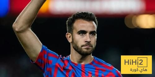 من لاعب احتياطي إلى قائد الدفاع في برشلونة