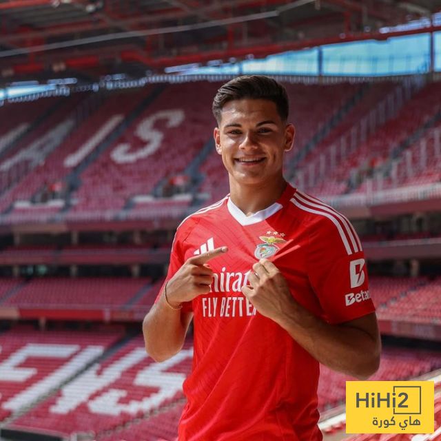 ديكو يجتمع مع وكيل لاعب بنفيكا