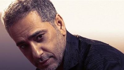 يواجه حكم غيابي 22 عامًا.. أنباء عن تسليم الفنان فضل شاكر نفسه للسلطات اللبنانية - الخليج الان
