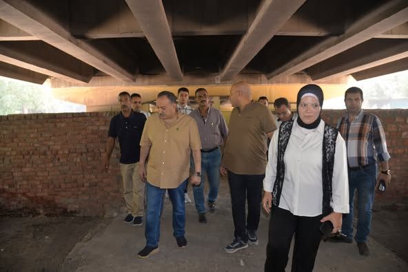 محافظ أسيوط يتفقد إنشاء منافذ ومعارض دائمة للمحافظة والأسر المنتجة أسفل كوبري فيصل - الخليج الان