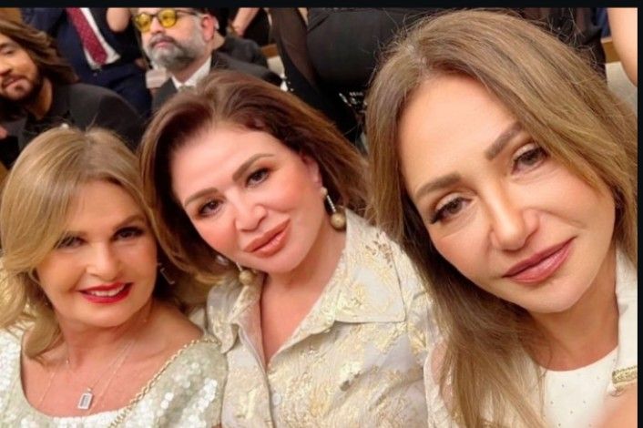 إلهام شاهين تهنئ هاني رمزي بزفاف نجله: ربنا يديم صداقتنا ويسعدهم - الخليج الان