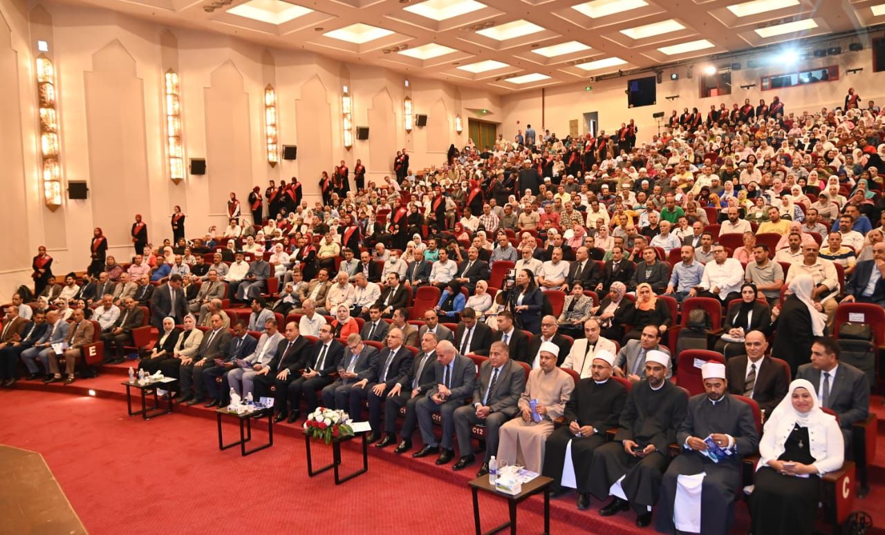 المجلس القومي للمرأة يشهد فاعليات وزارة الموارد المائية والري بالإسماعيلية حول "تحقيق الأمن المائي المصري" - الخليج الان