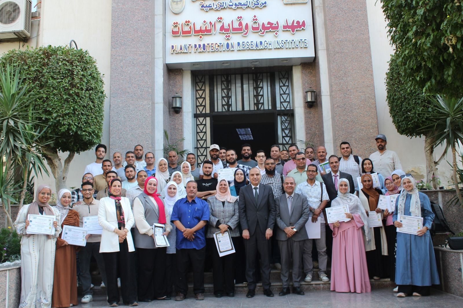 "الزراعة" تواصل دعم الزراعة الذكية.. تدريب كوادر جديدة على تقنيات المكافحة الحيوية وإدارة الآفات - الخليج الان