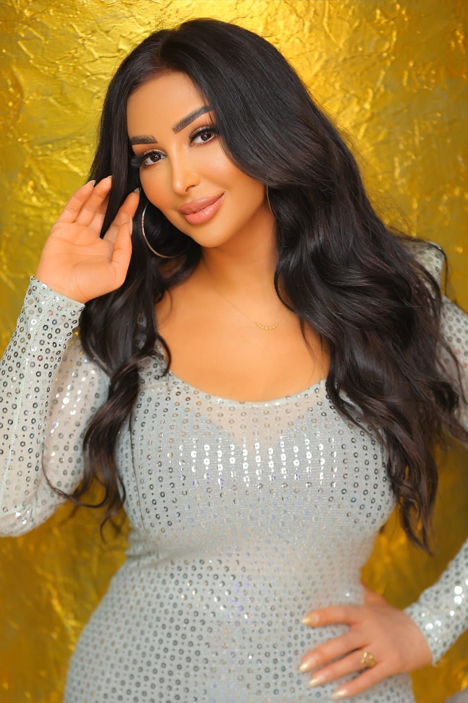 إيد في إيد.. دويتو وطنى يجمع شاهيناز مع عز الاسطول - الخليج الان