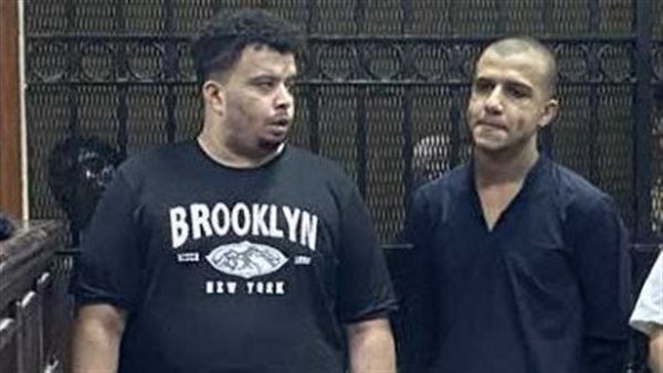 من 3 سنين.. زوجة عصام صاصا تكشف حقيقة فيديو منتشر لواقعة زوجها في ملهى ليلي - الخليج الان