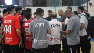 اتحاد اليد ينهي أزمة تنمر مدرب المنتخب بحارس المرمى قبل المونديال.. مستندات - الخليج الان
