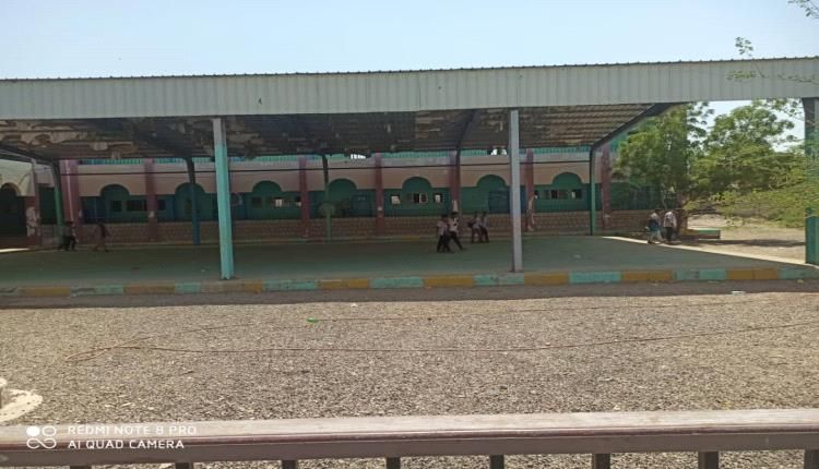 رئيس فريق التوجيه بتبن يقف على سير العملية التعليمية بثانوية البنين بالمديرية