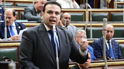 عبد المنعم إمام يتقدم بأوراق ترشحه لانتخابات مجلس النواب 2025 عن دائرة القاهرة الجديدة والشروق وبدر - الخليج الان