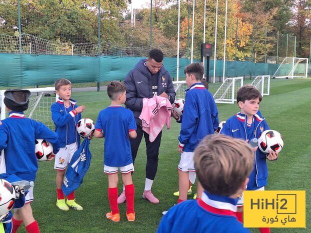 مبابي يتدرب مع منتخب فرنسا تحسبا لمباراة اذربيجان